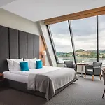Hotel Heron Live Marina &