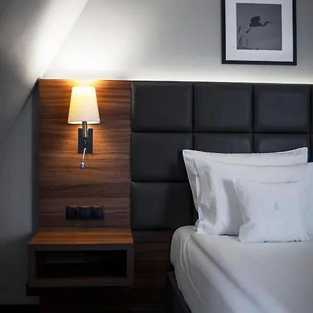 Heron Live Marina & Hotell 5*
