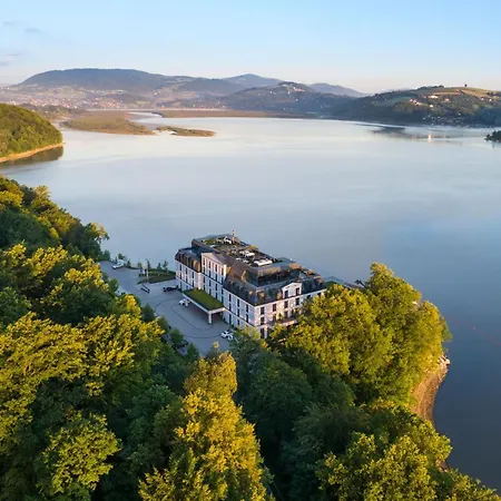 Heron Live Marina & Hotel