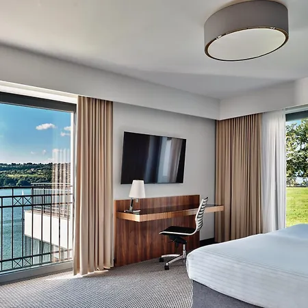 Heron Live Marina & 5* Ґрудек-над-Дунайцем