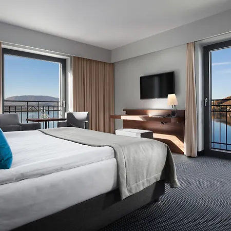 Hotel Heron Live Marina &