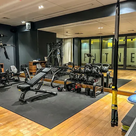 Heron Live Marina & 5*