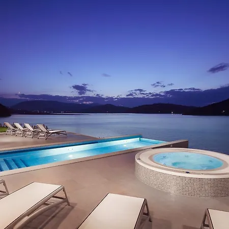 Heron Live Marina & Hotell 5*