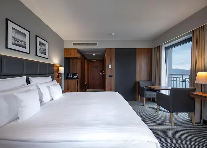 Hotel Heron Live Marina &