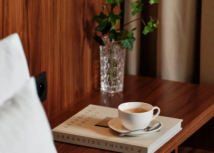 Heron Live Marina & 5*