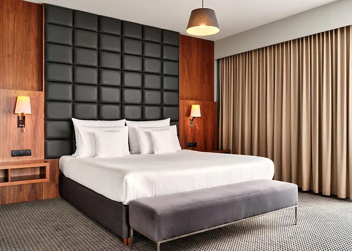 Hotel Heron Live Marina &