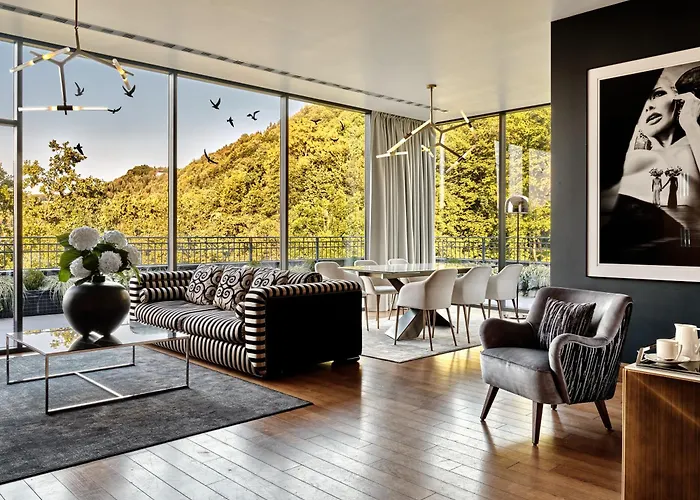 Hotel Heron Live Marina &