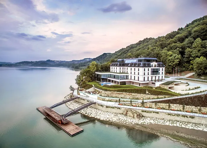 Hotel Heron Live Marina &