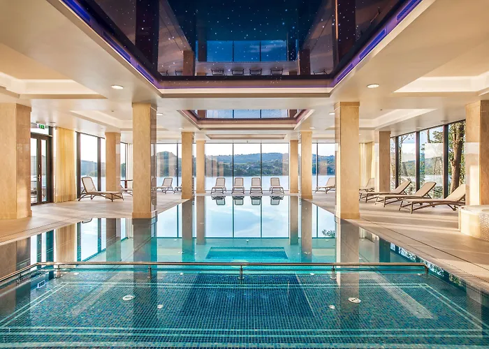 Heron Live Marina & Hotel