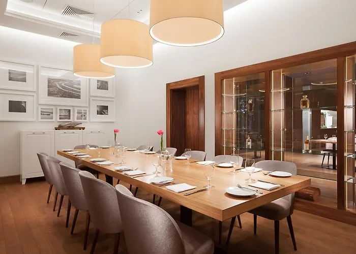 Heron Live Marina & Hotel 5*